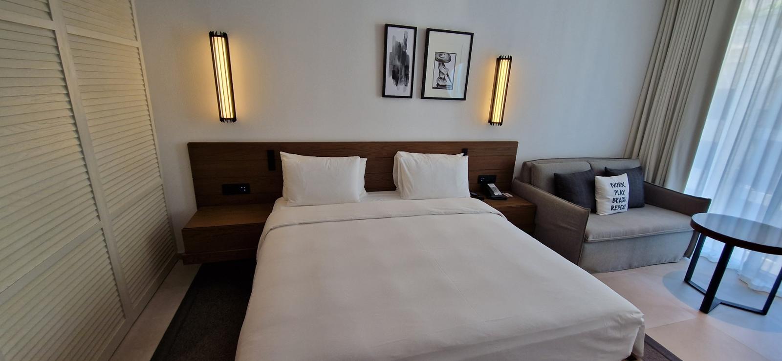 Prohlídka hotelu Radisson Beach Resort Palm Jumeirah *****