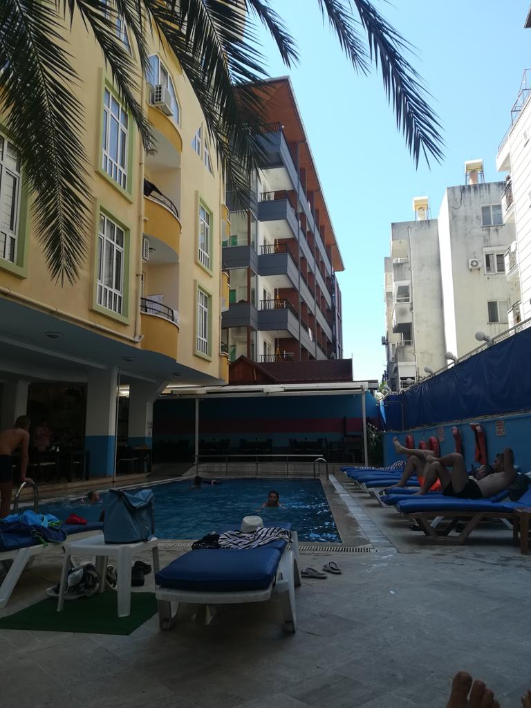 Güngör Suite