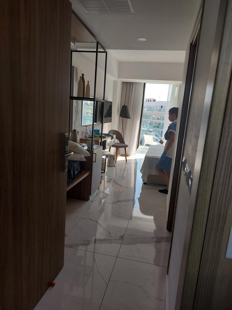 ak hladate hotel v meste