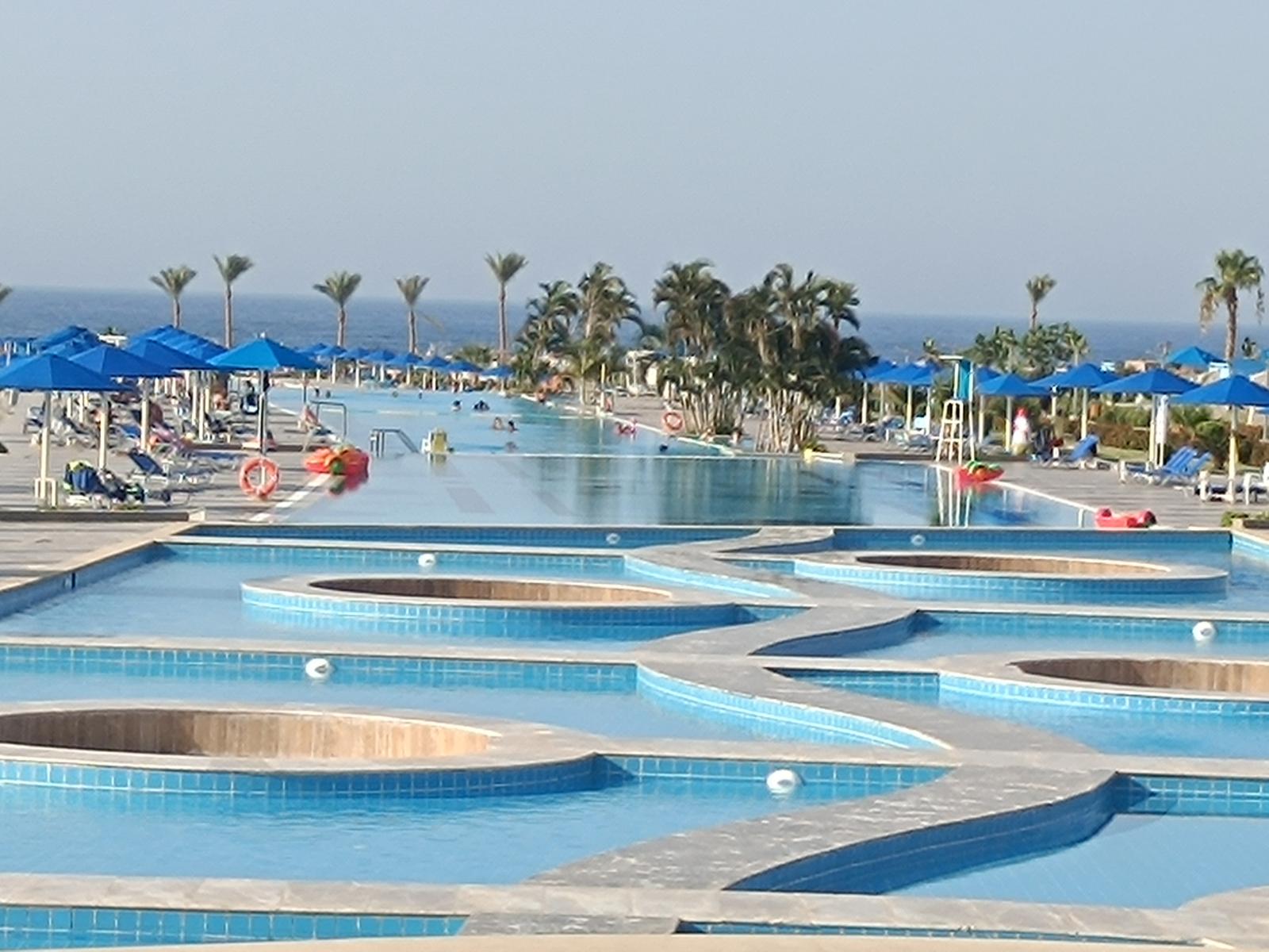 Pickalbatros Sea World resort 