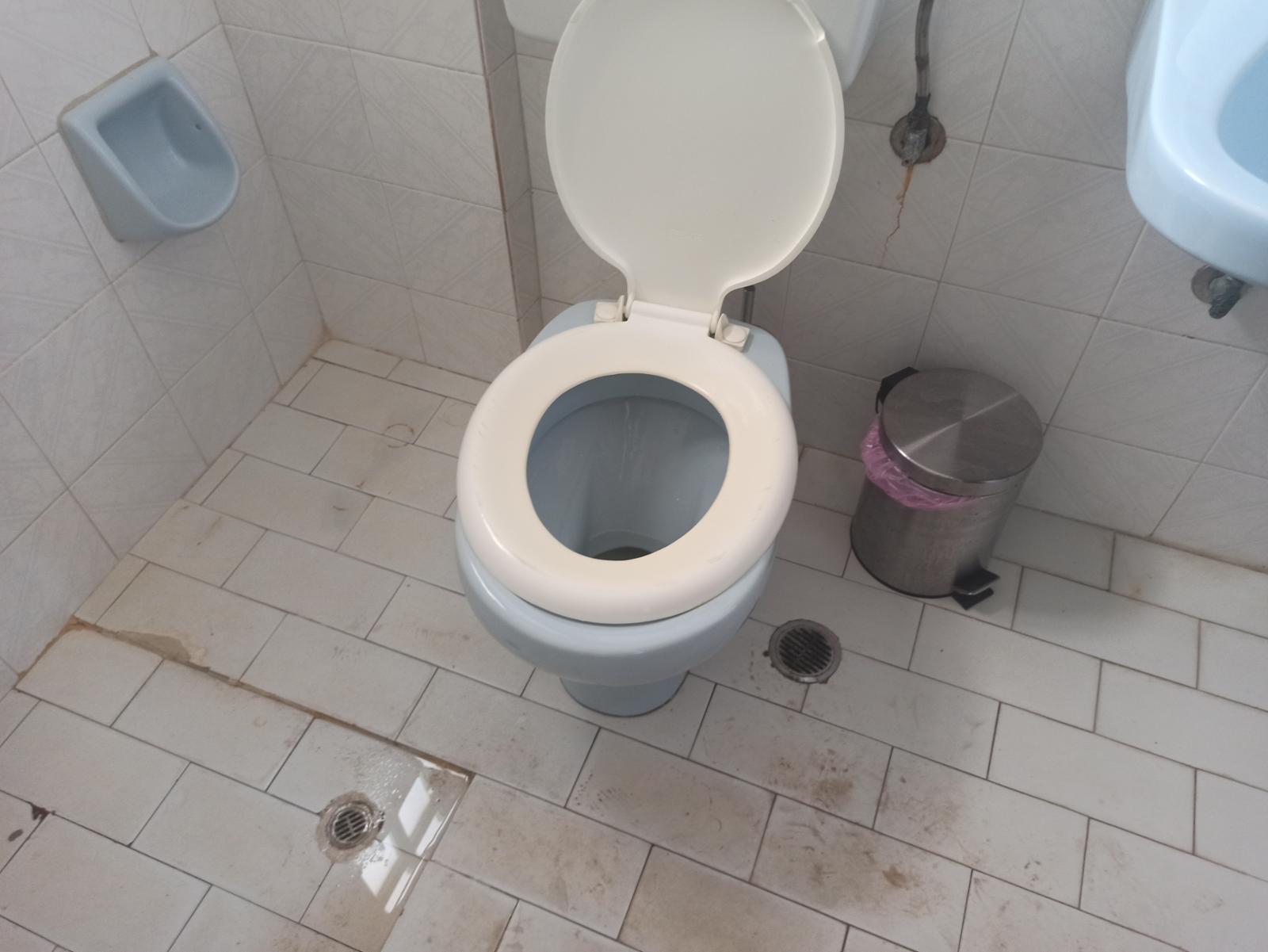 Příšerný hotel!!! 