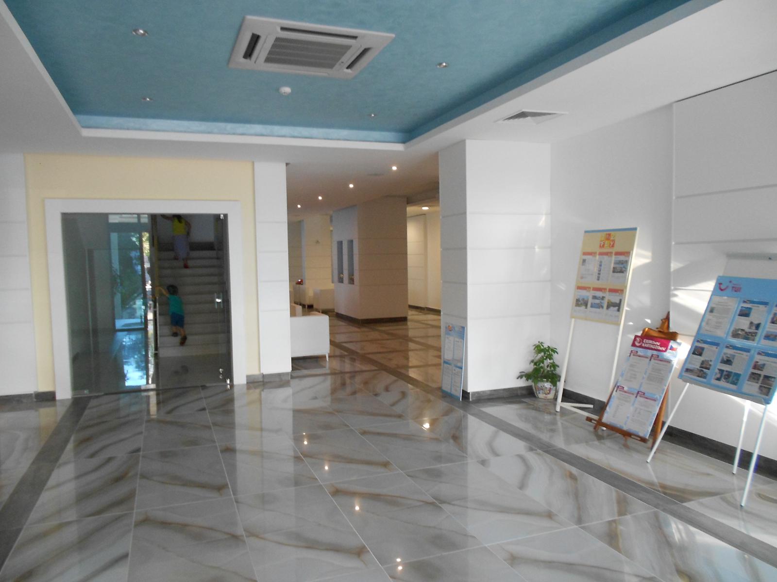 Hotel Perla Beach