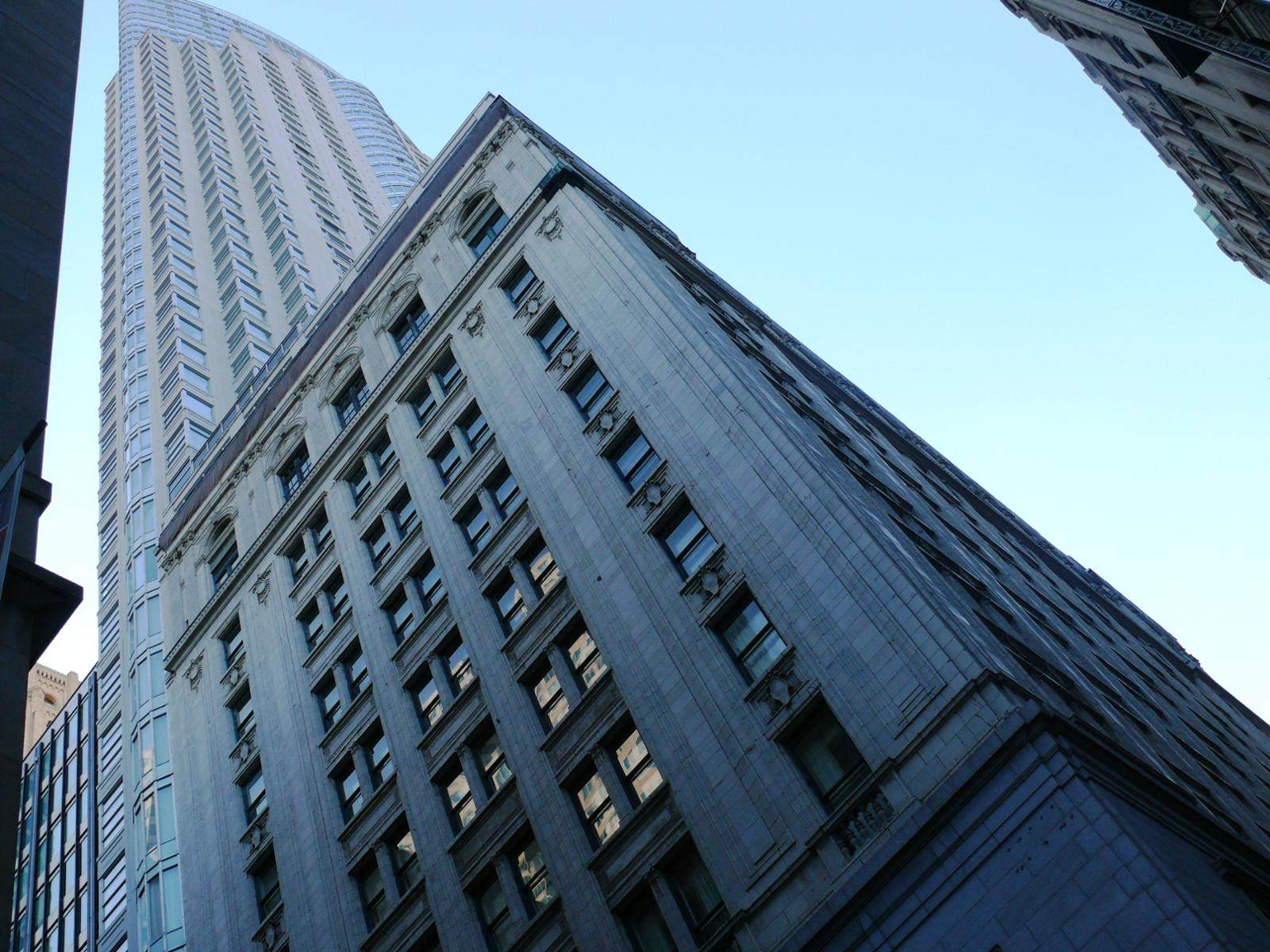 One King West Hotel & Residence 