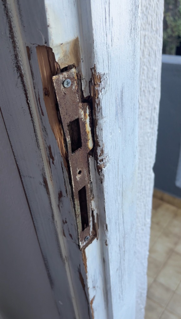 Když nastane problém, na vedení hotelu se nelze spolehnout