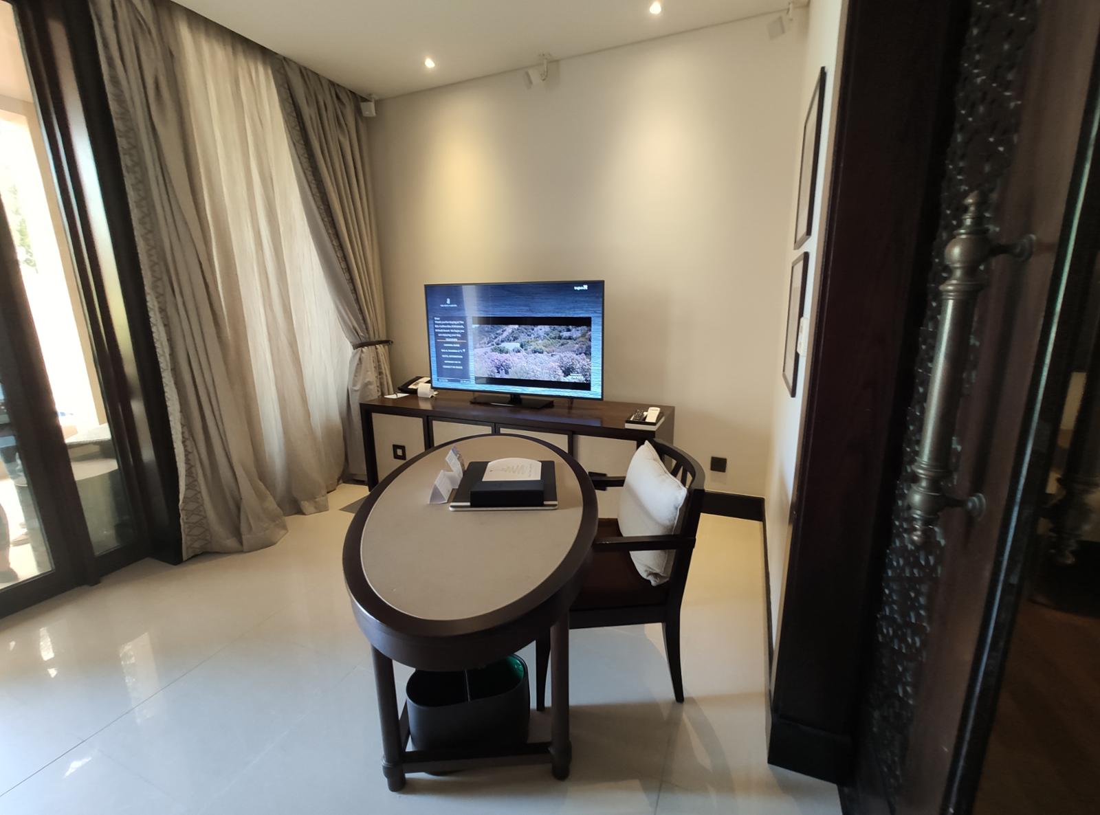 Prohlídka hotelu Ritz Carlton Al Wadi 5*