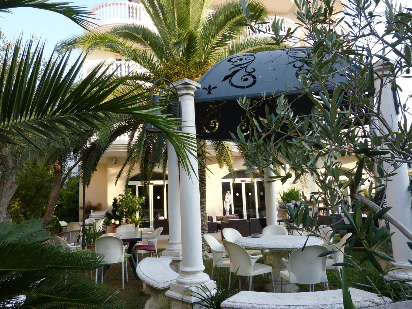 Hotel Eva