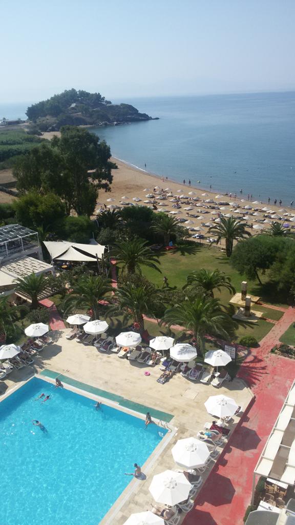 MAXIMA BAY