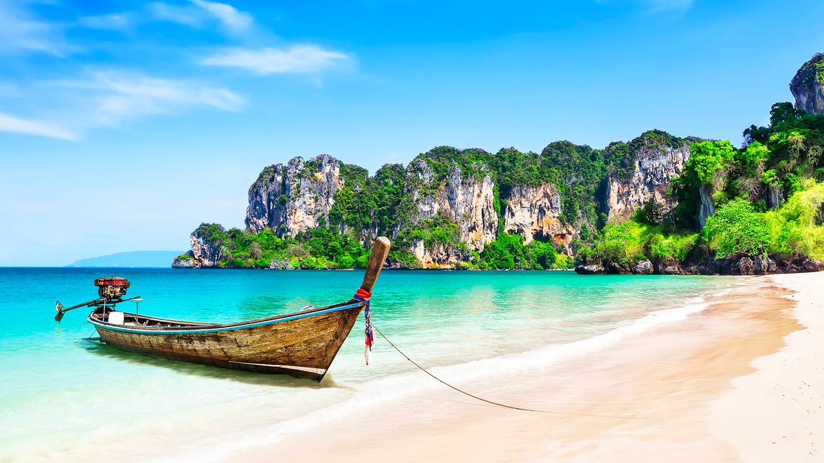 Pláž Railay West v provincii Krabi