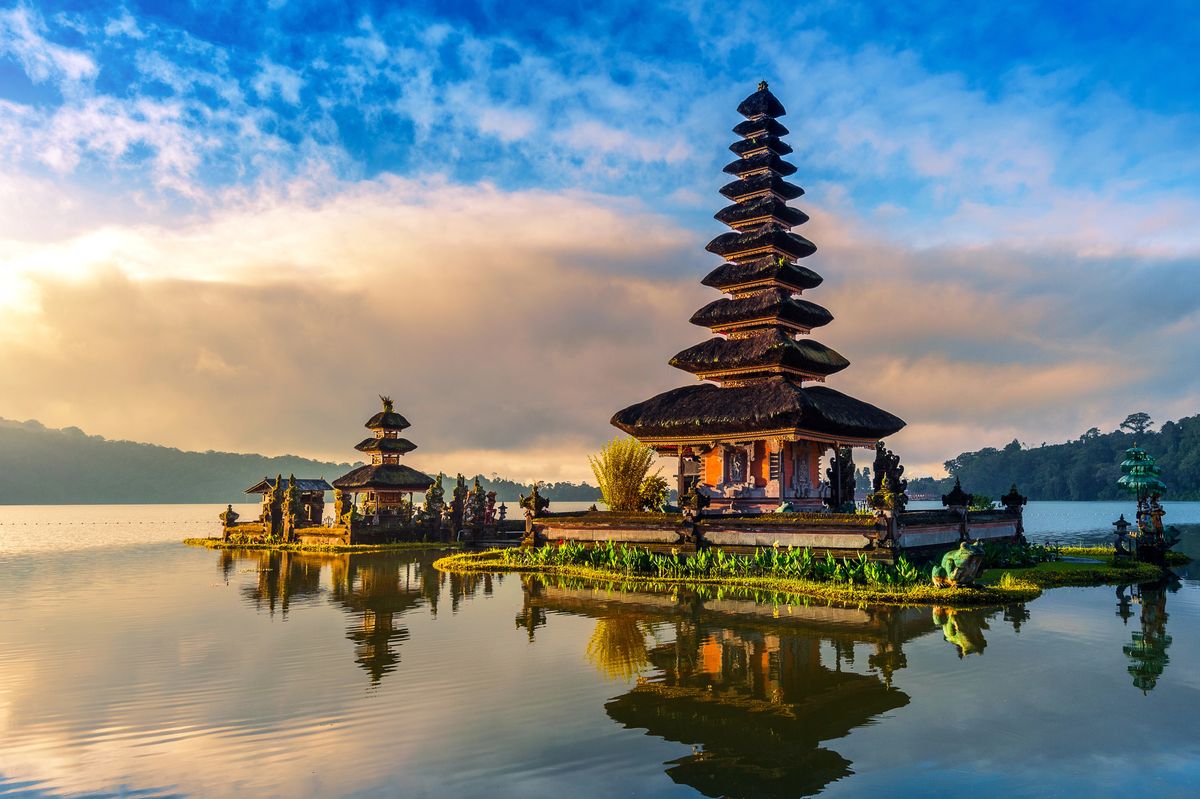 Vodní chrám Pura Ulun Danu Bratan na Bali<