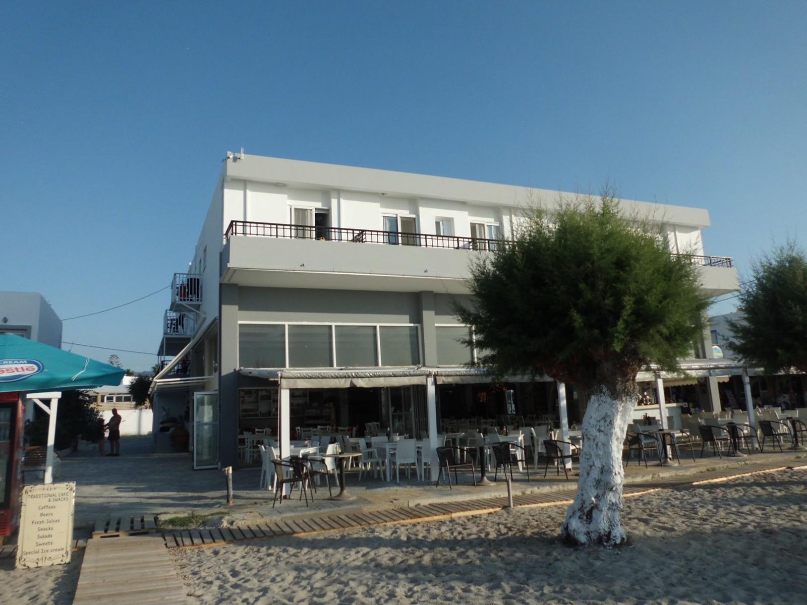 Hotel pár kroků od pláže