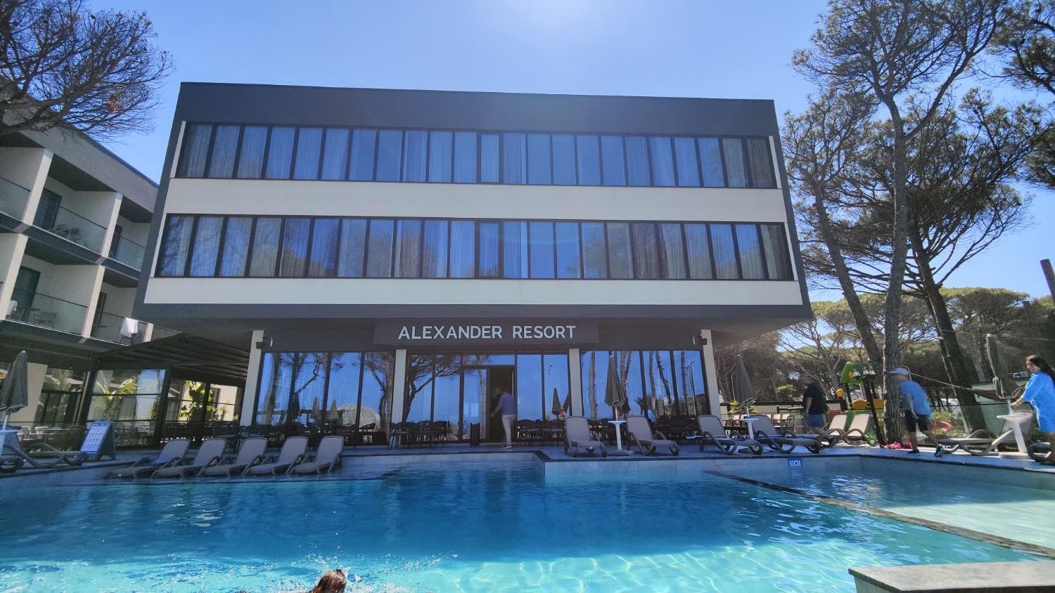 Prohlídka hotelu Alexander Resort