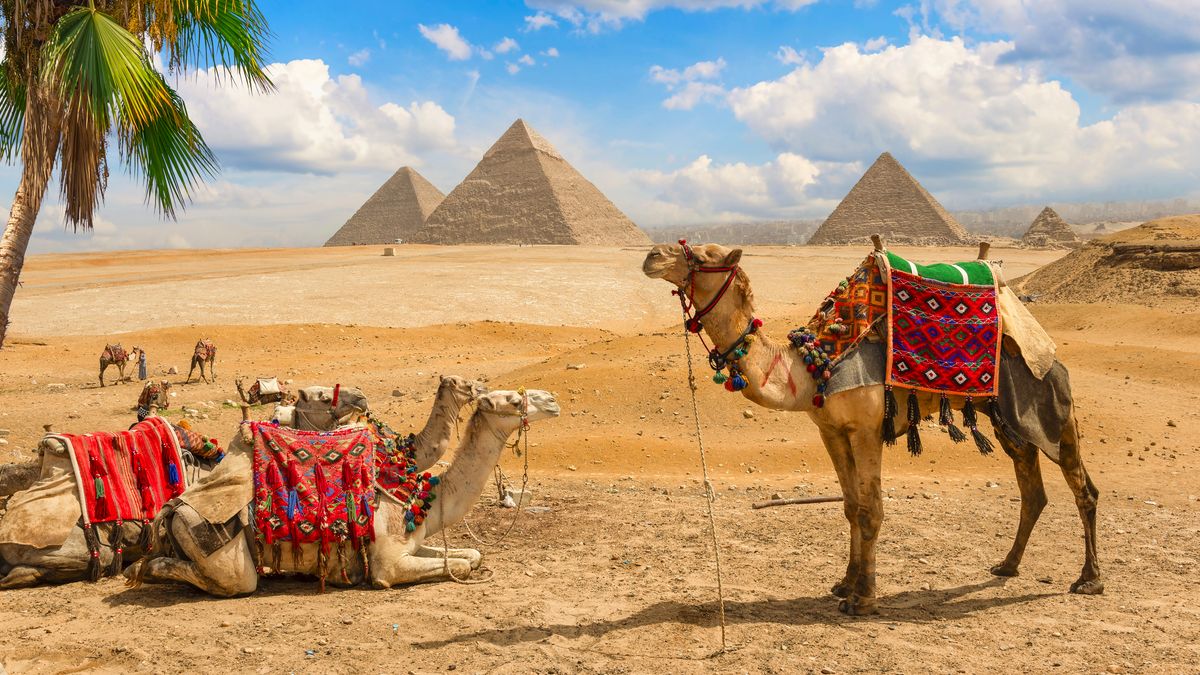 Pyramidy v Gíze patří k nejnavštěvovanejším egyptským památkám