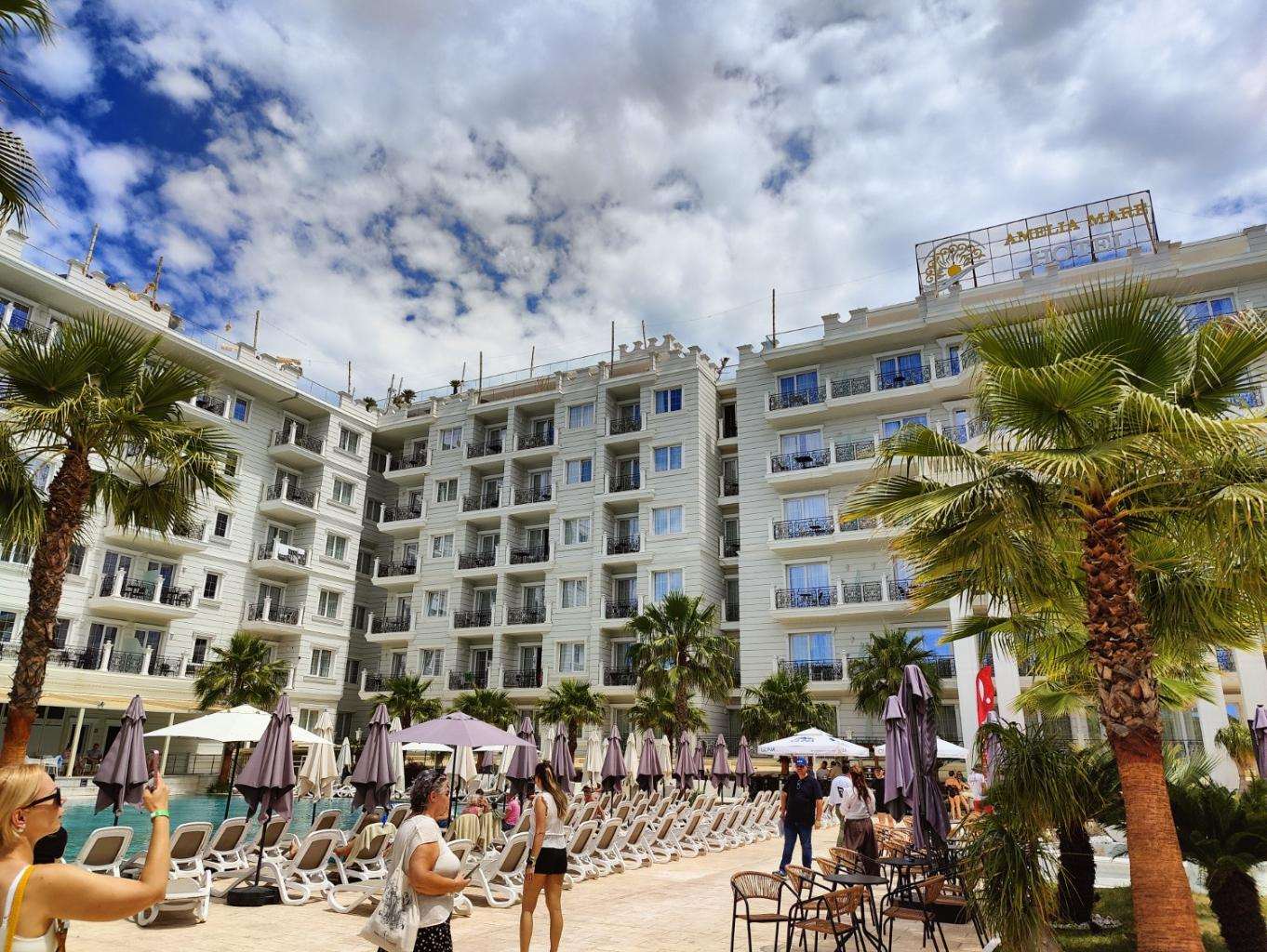 Prohlídka hotelu Amelia Mare.