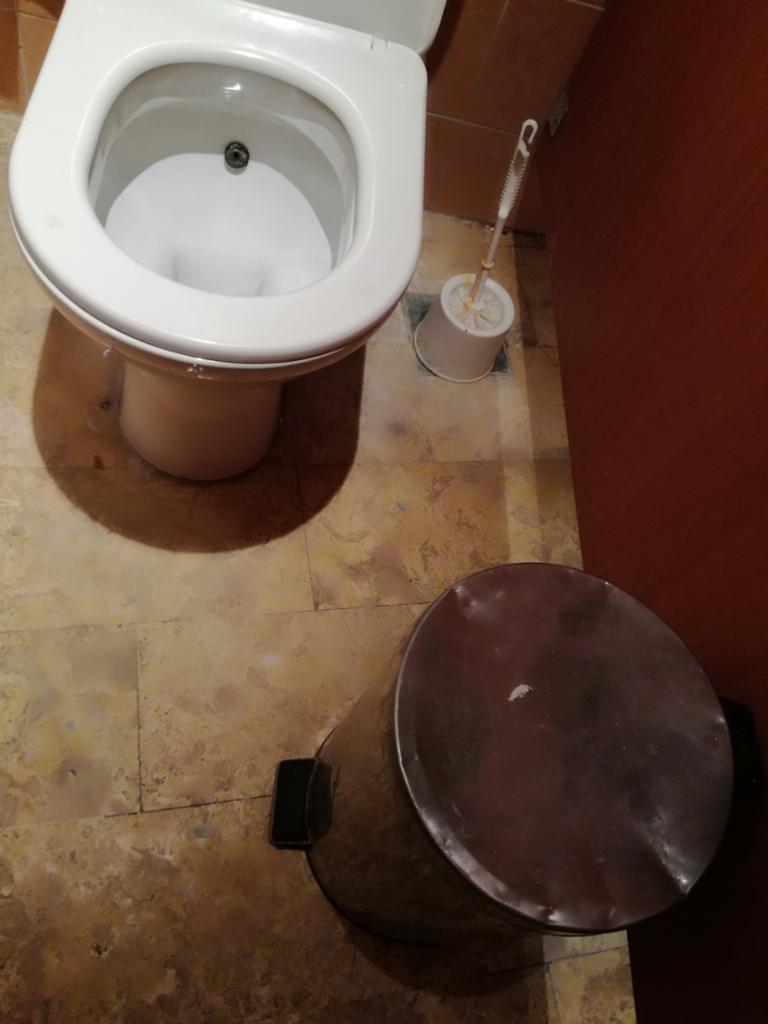 Nechutný Hostmakr