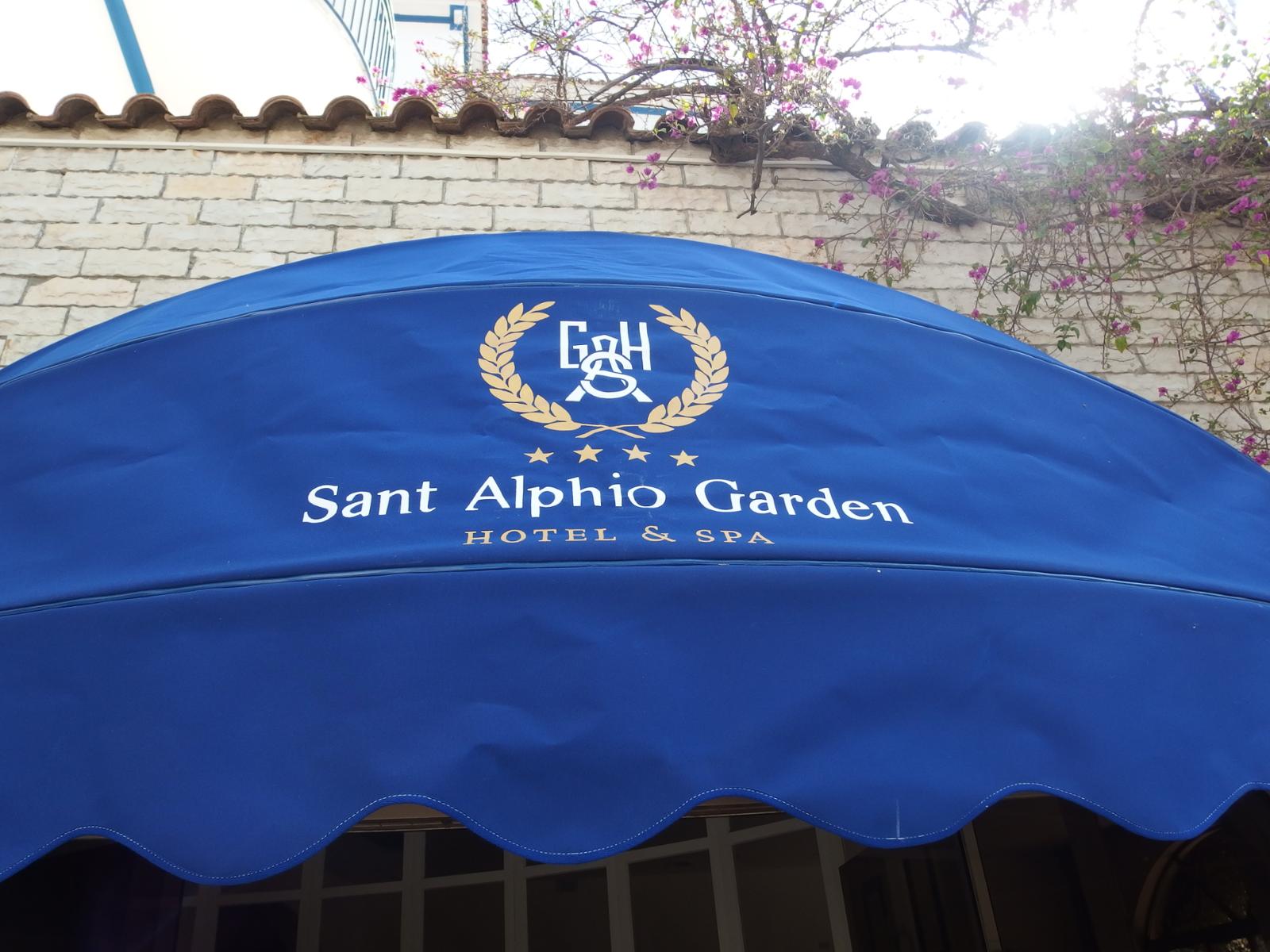 Sant Alphio Garden