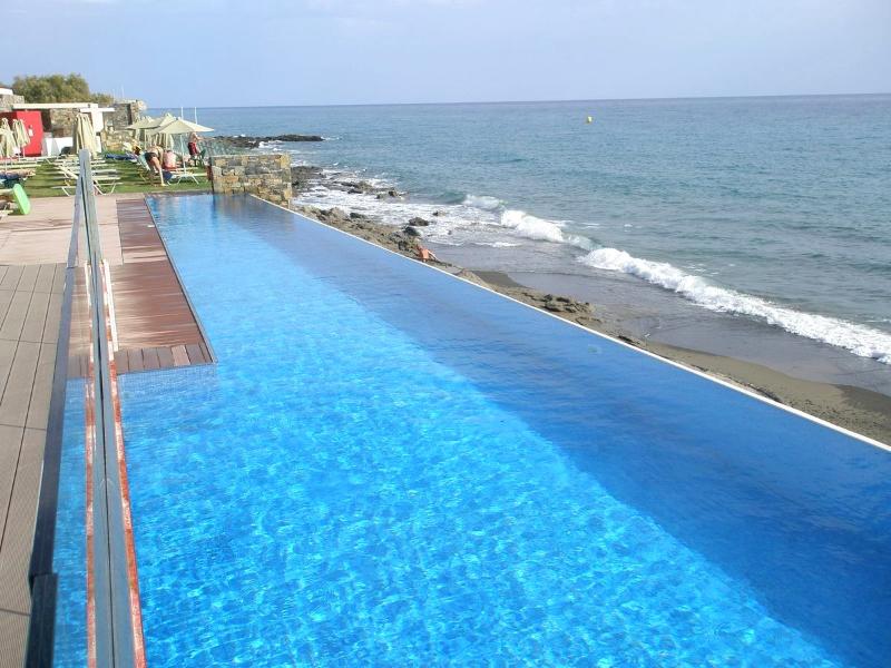 Petra Mare **** - hezký hotel u moře
