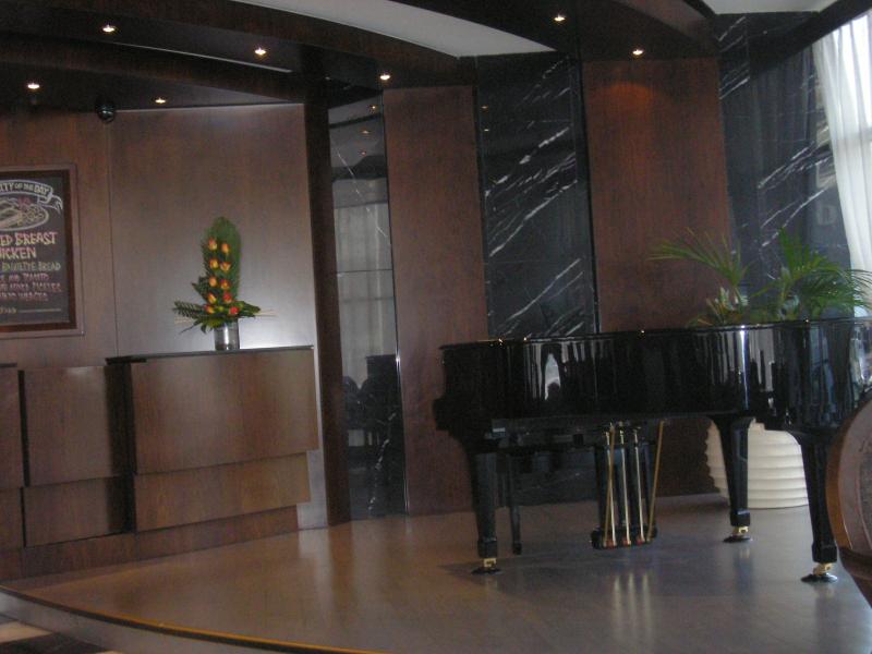 Time hotel*****
