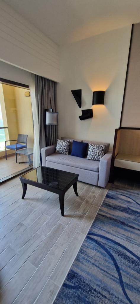 Prohlídka hotelu Amwaj Rotana *****