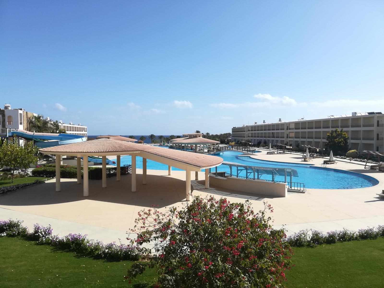Royal Brayka Beach